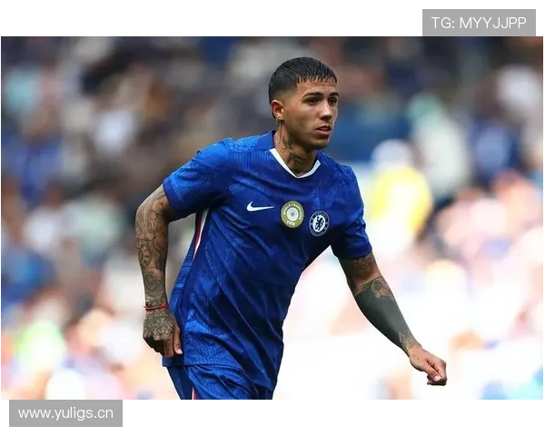 切尔西中场组织问题显现，控场能力下滑影响球队近期表现