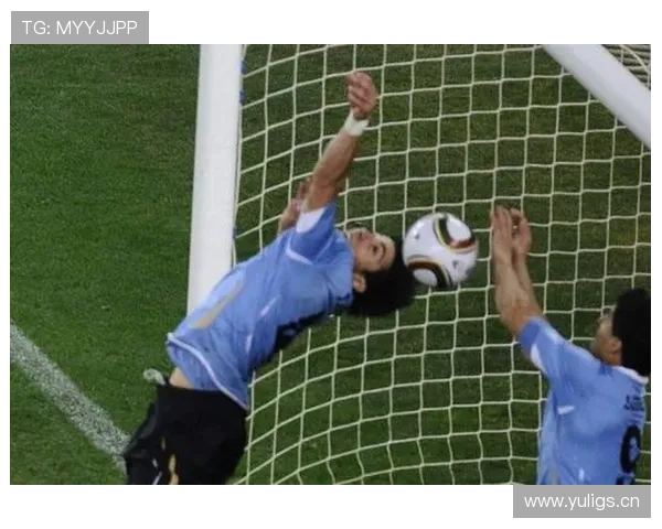 苏亚雷斯手球争议瞬间与世界杯名场面解析 苏亚雷斯手球争议瞬间与世界杯名场面解析