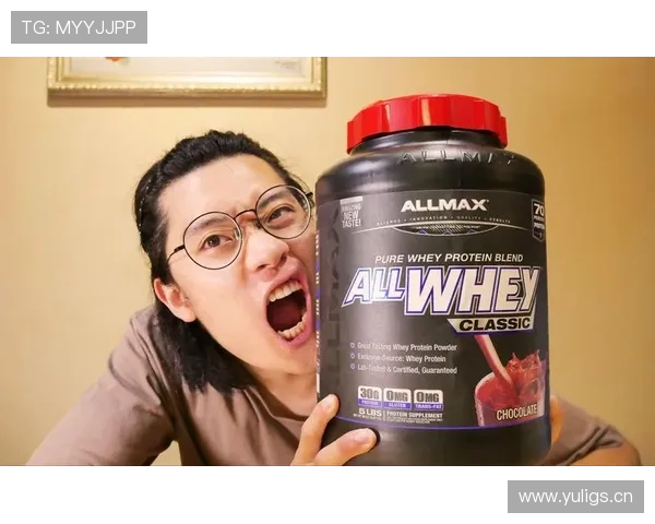 汪顺家的冰箱里塞满了蛋白粉，连饮料都按毫升算