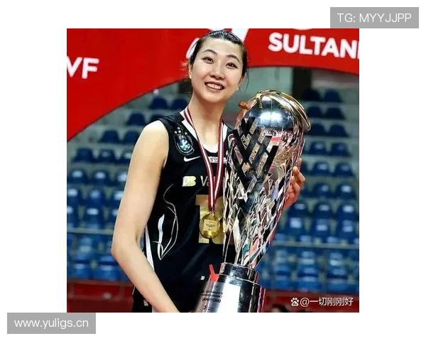 袁心玥家的猫都比我的工资高