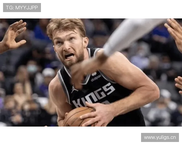 萨博尼斯挡拆传球造空位与约基奇球风差异凸显